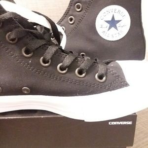 BNWT High Top Converse Chuck Taylor All Star